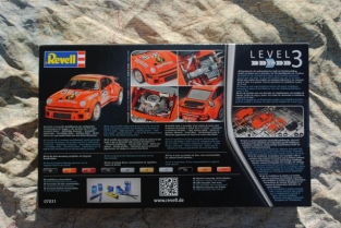 Revell 07031 PORSCHE 934 RSR 